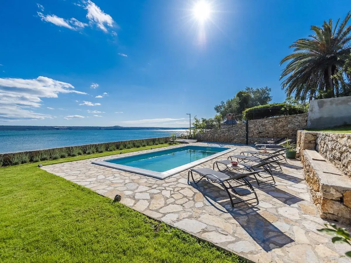 Modern Villa In Maslenica With Swimming Pool